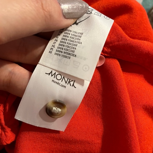 MONKI red oversized shirt - Picture 3 of 3